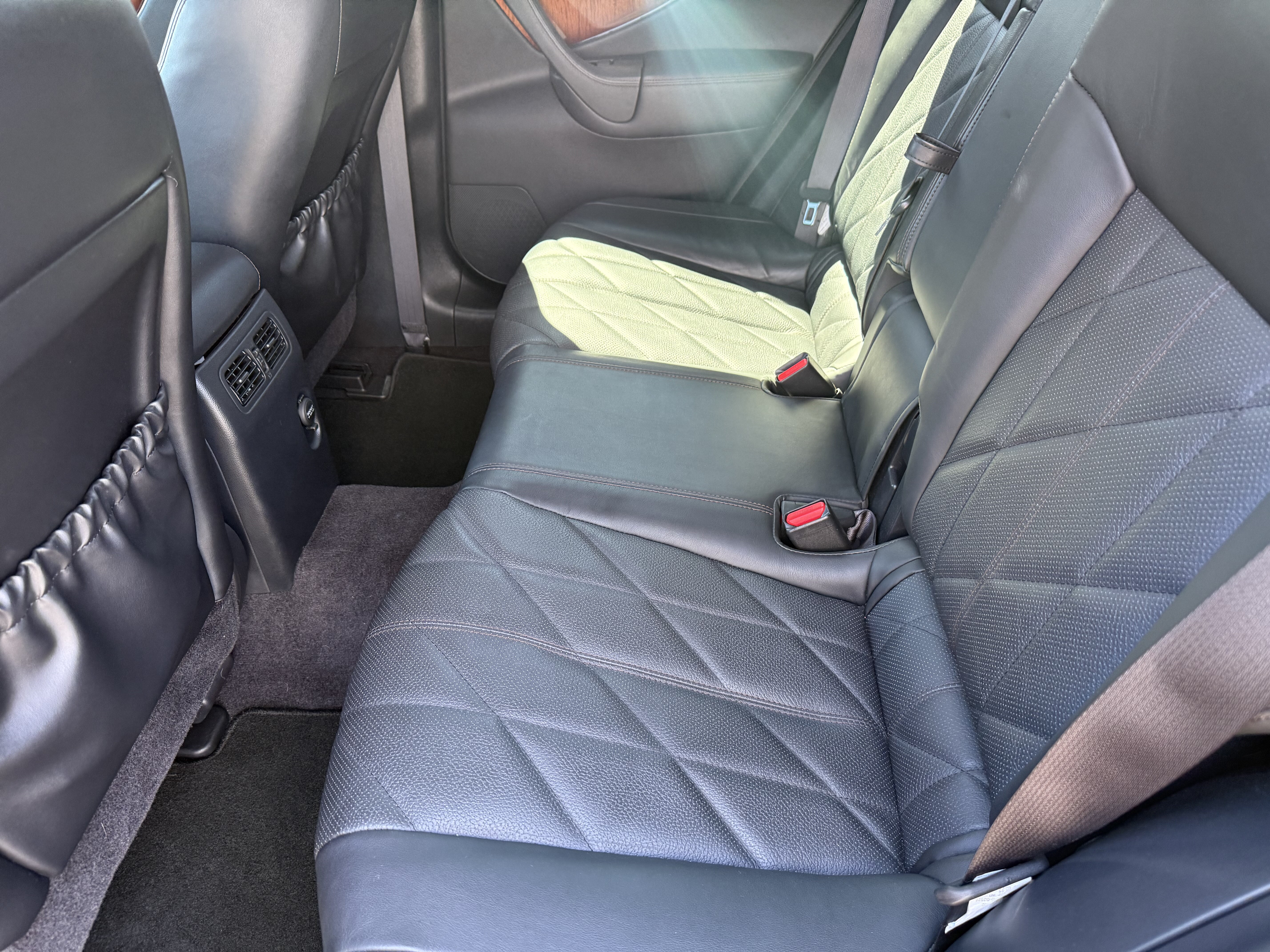 2016 INFINITI QX70 in Phoenix, AZ 85022 - 18123524 8