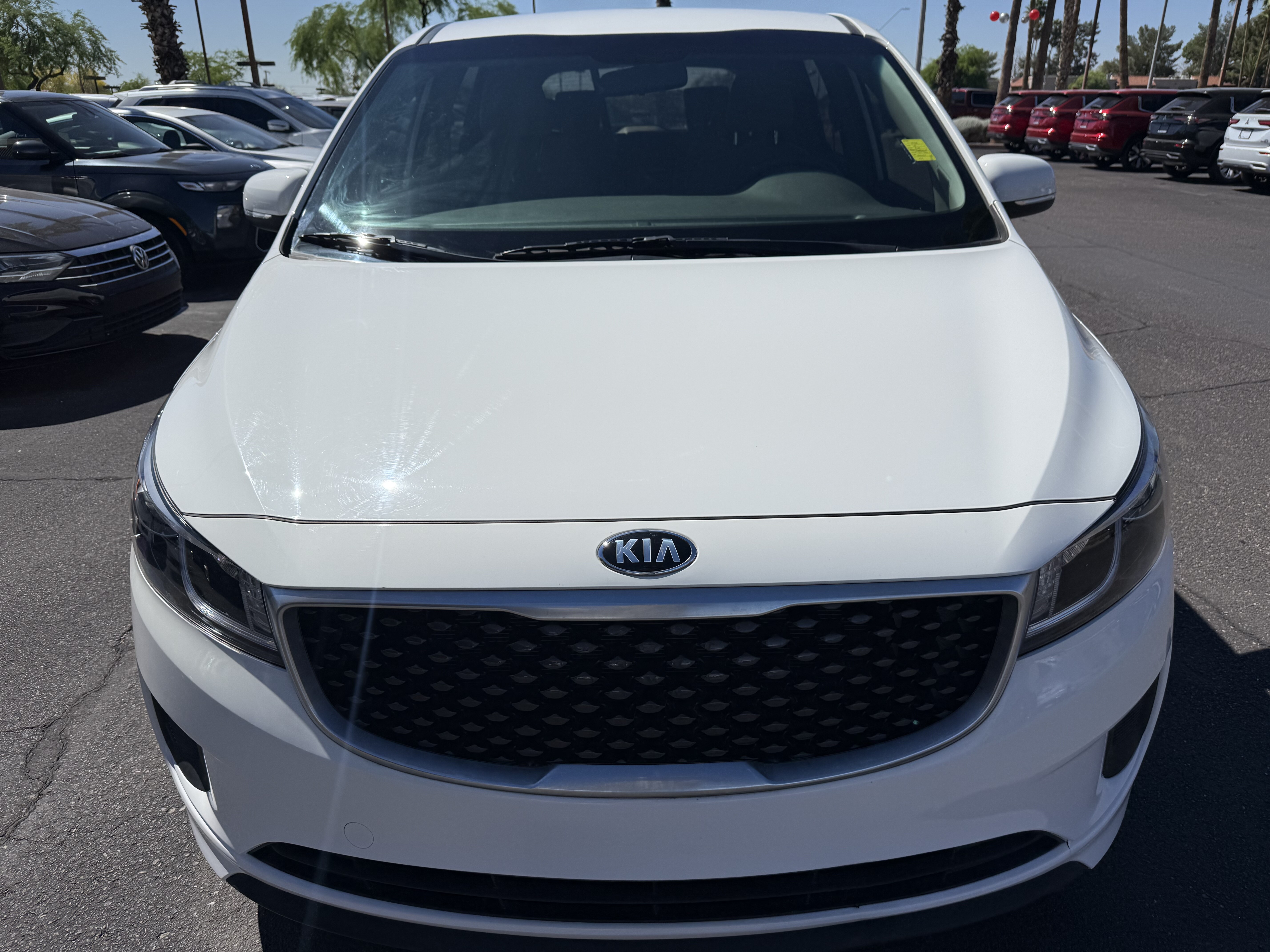 2018 Kia Sedona in Phoenix, AZ 85022 - 18123525 2