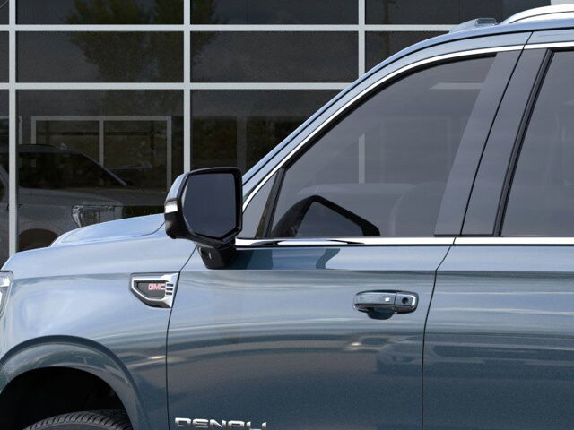 2026 GMC Yukon XL in Burlington, WI 53105 - 18123535 14