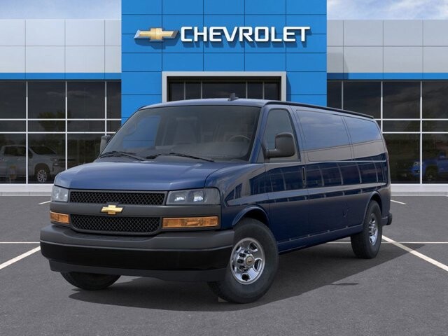 2026 Chevrolet Express 2500 in Burlington, WI 53105 - 18123536 7