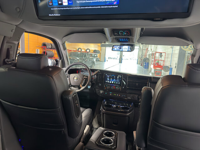 2026 Chevrolet Express 2500 in Burlington, WI 53105 - 18123536 67