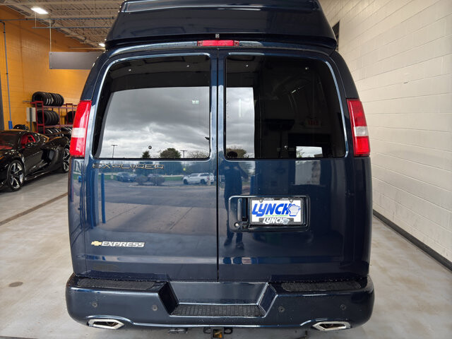 2026 Chevrolet Express 2500 in Burlington, WI 53105 - 18123536 55