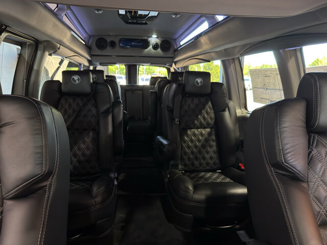 2026 Chevrolet Express 2500 in Burlington, WI 53105 - 18123536 26