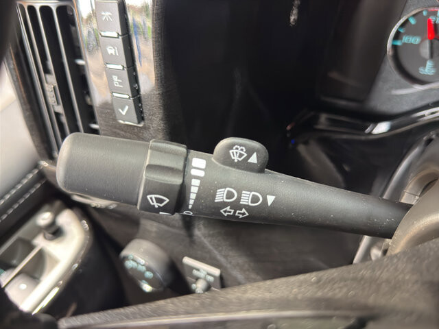 2026 Chevrolet Express 2500 in Burlington, WI 53105 - 18123536 35