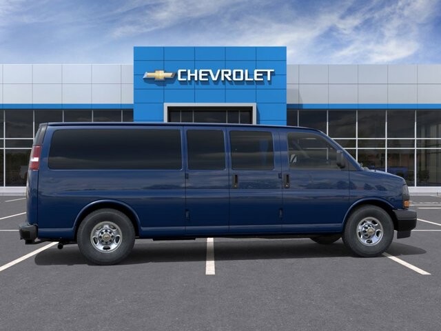 2026 Chevrolet Express 2500 in Burlington, WI 53105 - 18123536 5