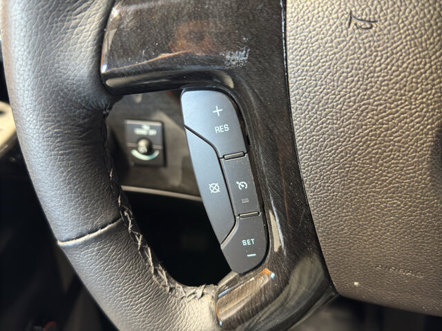 2026 Chevrolet Express 2500 in Burlington, WI 53105 - 18123536 32