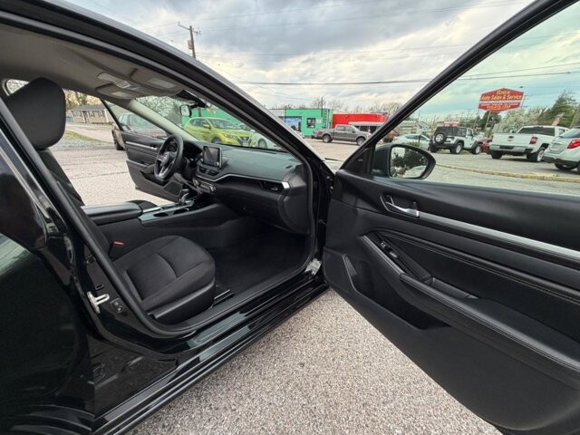 2021 Nissan Altima in Baltimore, MD 21225 - 18123538 15