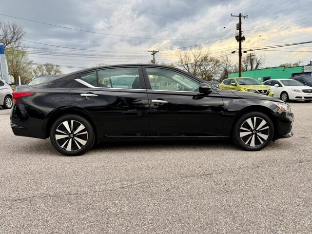 2021 Nissan Altima in Baltimore, MD 21225 - 18123538 6