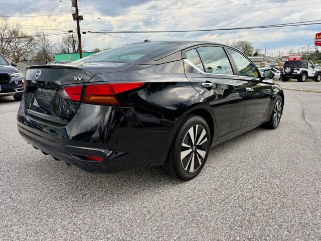 2021 Nissan Altima in Baltimore, MD 21225 - 18123538 5