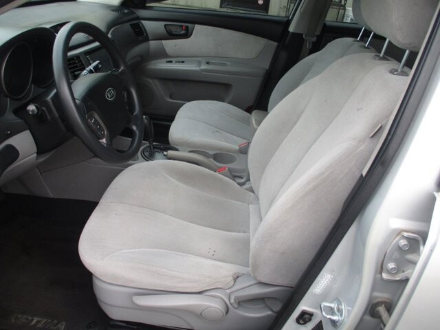 2010 Kia Optima in Oak Grove, MO 64075 - 18123540 9