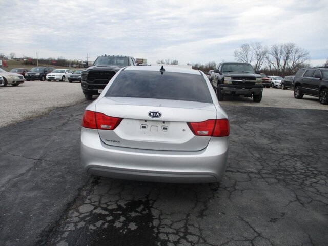 2010 Kia Optima in Oak Grove, MO 64075 - 18123540 6