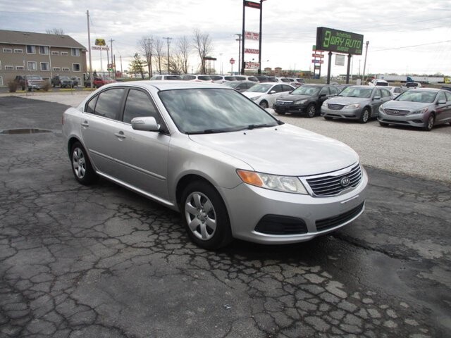 2010 Kia Optima in Oak Grove, MO 64075 - 18123540 3