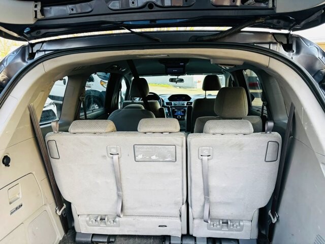 2016 Honda Odyssey in Harrisonburg, VA 22801 - 18123541 5