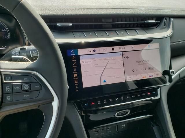 2026 Jeep Grand Cherokee L in Bedford, OH 44146 - 18123543 11