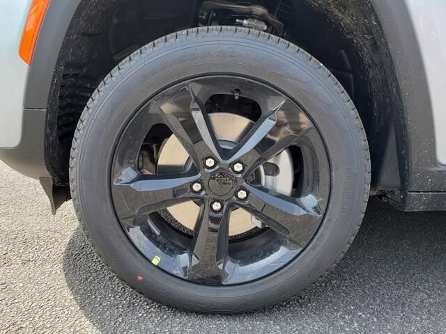 2026 Jeep Grand Cherokee L in Bedford, OH 44146 - 18123543 12