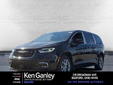 2026 Chrysler Pacifica in Bedford, OH 44146