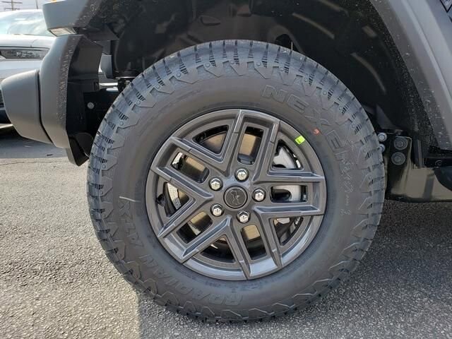 2026 Jeep Wrangler in Bedford, OH 44146 - 18123545 12