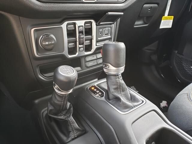 2026 Jeep Wrangler in Bedford, OH 44146 - 18123545 11