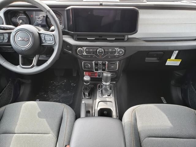 2026 Jeep Gladiator in Bedford, OH 44146 - 18123546 8