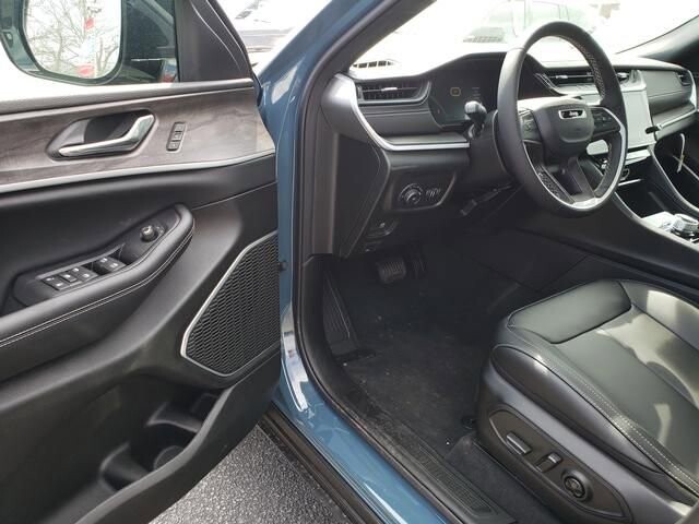 2026 Jeep Grand Cherokee L in Bedford, OH 44146 - 18123548 6