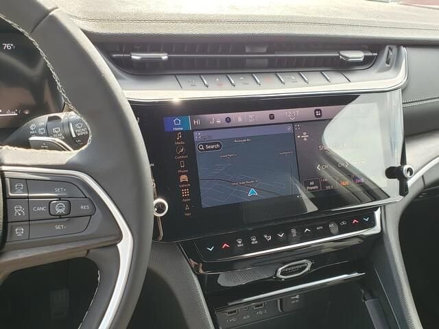 2026 Jeep Grand Cherokee L in Bedford, OH 44146 - 18123548 11