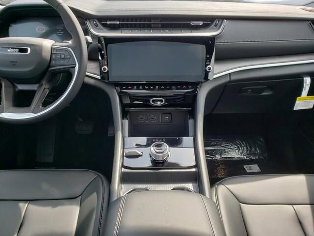 2026 Jeep Grand Cherokee L in Bedford, OH 44146 - 18123548 9