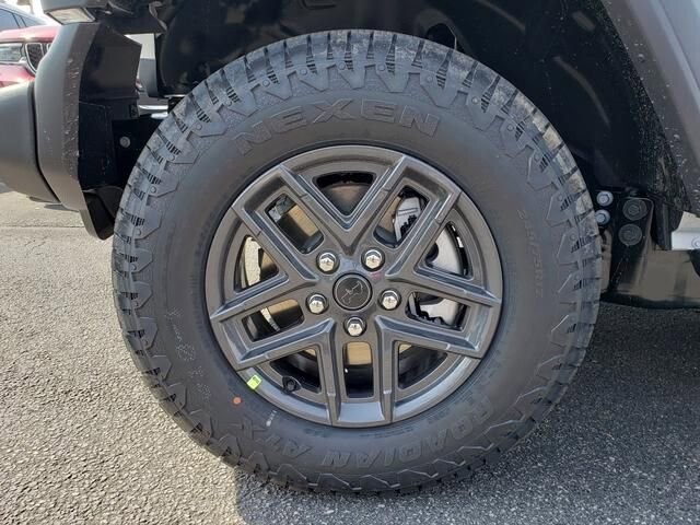 2026 Jeep Wrangler in Bedford, OH 44146 - 18123549 12