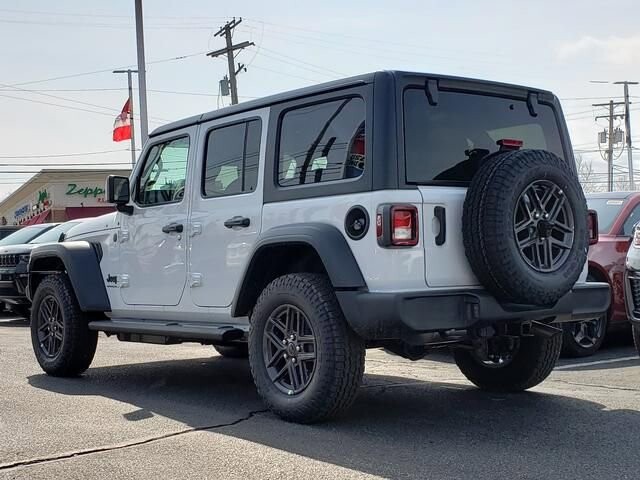 2026 Jeep Wrangler in Bedford, OH 44146 - 18123549 3