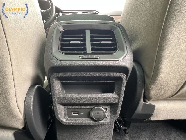 2018 Volkswagen Tiguan in Decatur, GA 30032 - 18123561 39