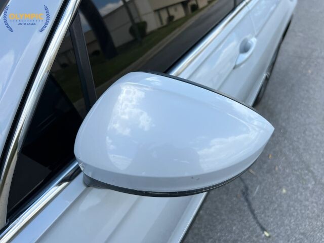 2018 Volkswagen Tiguan in Decatur, GA 30032 - 18123561 18