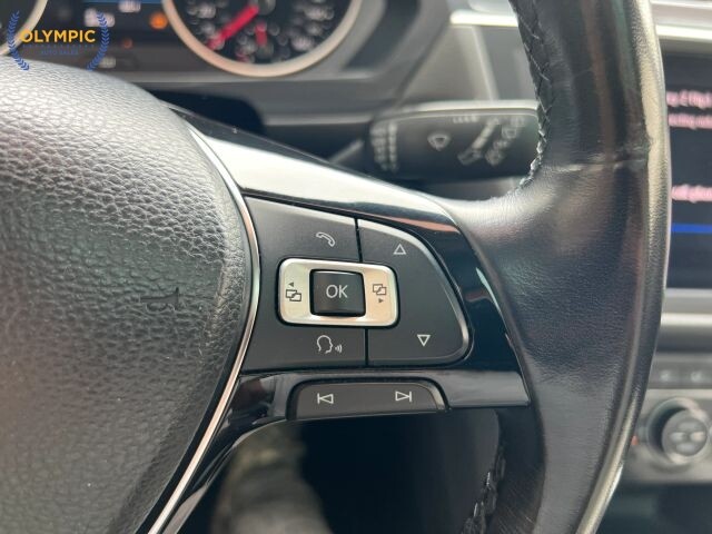2018 Volkswagen Tiguan in Decatur, GA 30032 - 18123561 25