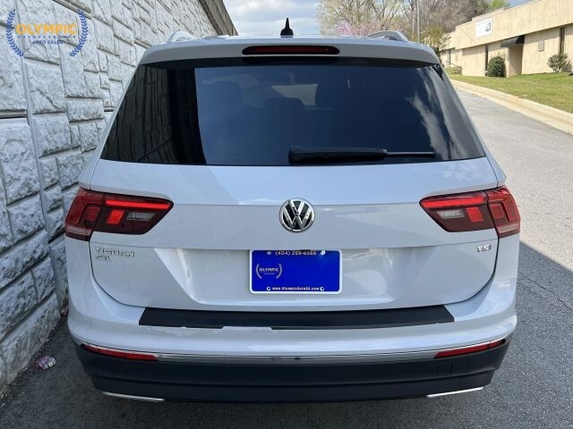 2018 Volkswagen Tiguan in Decatur, GA 30032 - 18123561 5