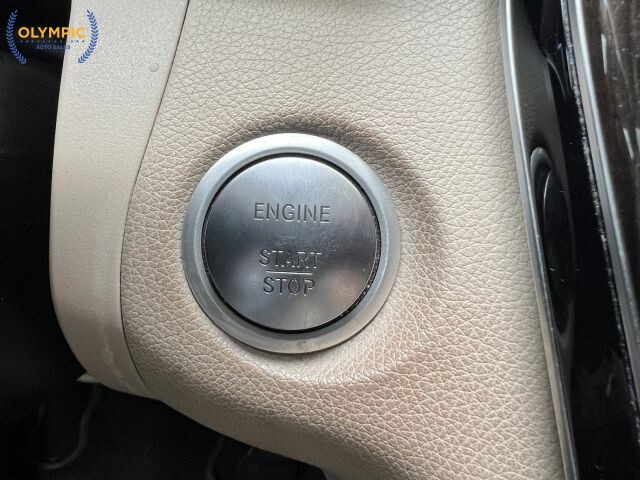 2018 Mercedes-Benz GLC 300 in Decatur, GA 30032 - 18123562 29