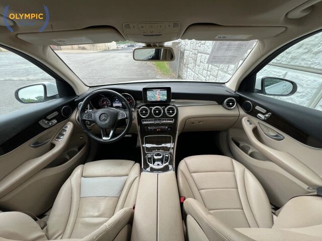 2018 Mercedes-Benz GLC 300 in Decatur, GA 30032 - 18123562 21