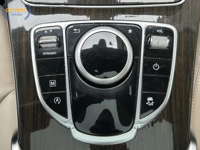 2018 Mercedes-Benz GLC 300 in Decatur, GA 30032 - 18123562 35