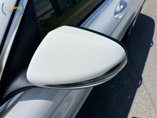 2018 Mercedes-Benz GLC 300 in Decatur, GA 30032 - 18123562 18