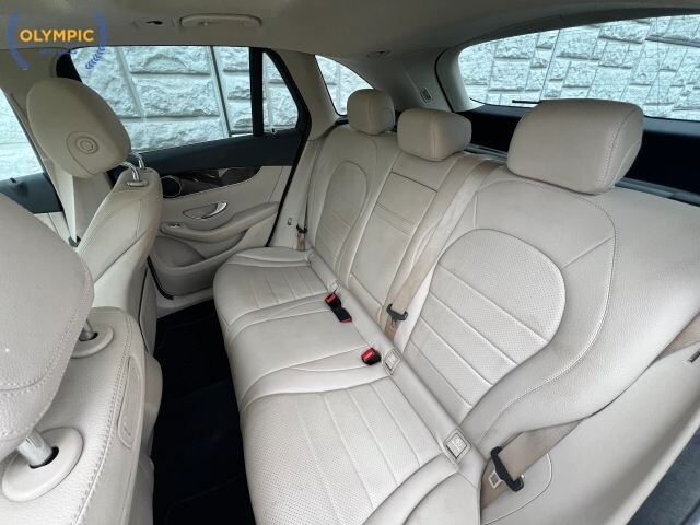 2018 Mercedes-Benz GLC 300 in Decatur, GA 30032 - 18123562 44