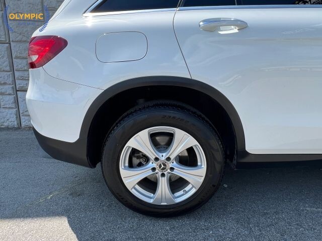 2018 Mercedes-Benz GLC 300 in Decatur, GA 30032 - 18123562 12