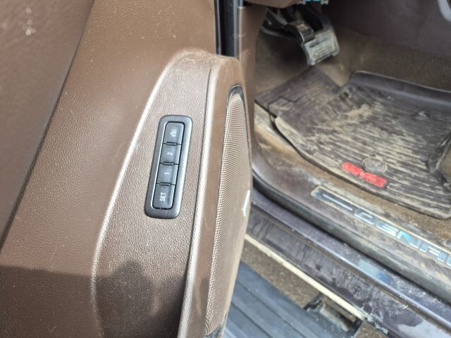 2016 GMC Yukon in Wadena, MN 56482 - 18123570 10