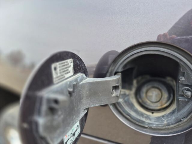 2016 GMC Yukon in Wadena, MN 56482 - 18123570 7