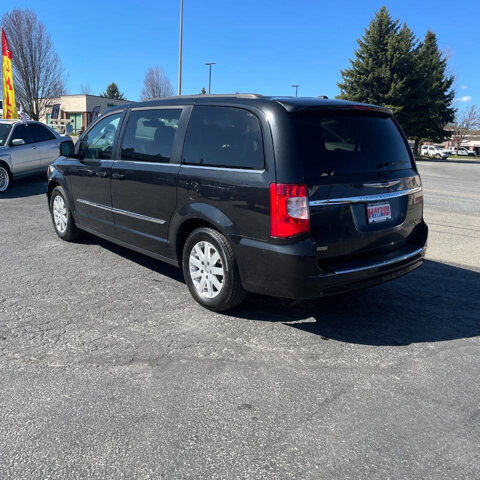 2016 Chrysler Town & Country in Coeur d&amp;#039;Alene, ID 83815 - 18123573 3