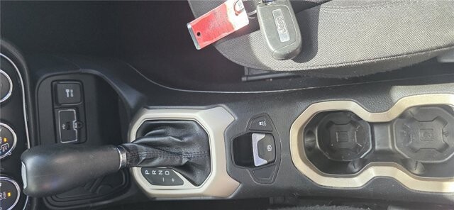 2016 Jeep Renegade in Mesa, AZ 85212 - 18123582 16