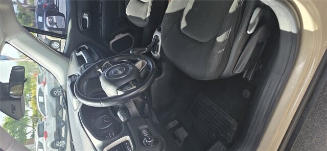 2016 Jeep Renegade in Mesa, AZ 85212 - 18123582 29