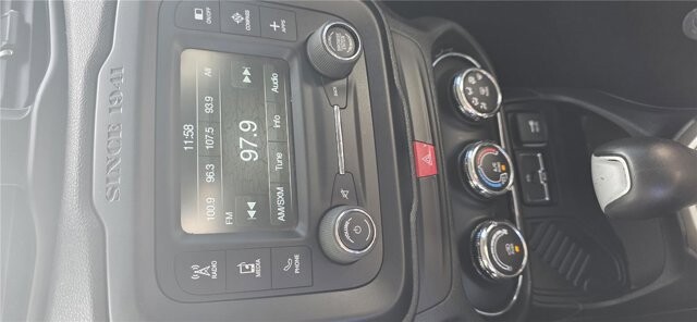 2016 Jeep Renegade in Mesa, AZ 85212 - 18123582 36