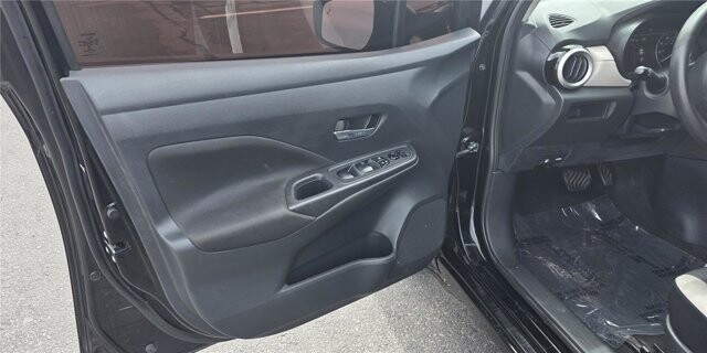 2021 Nissan Versa in Mesa, AZ 85212 - 18123583 6