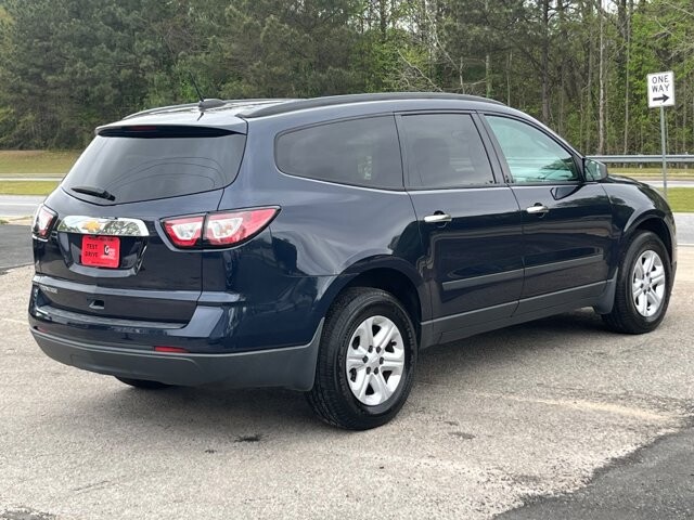 2017 Chevrolet Traverse in Flowery Branch, GA 30542 - 18123590 6