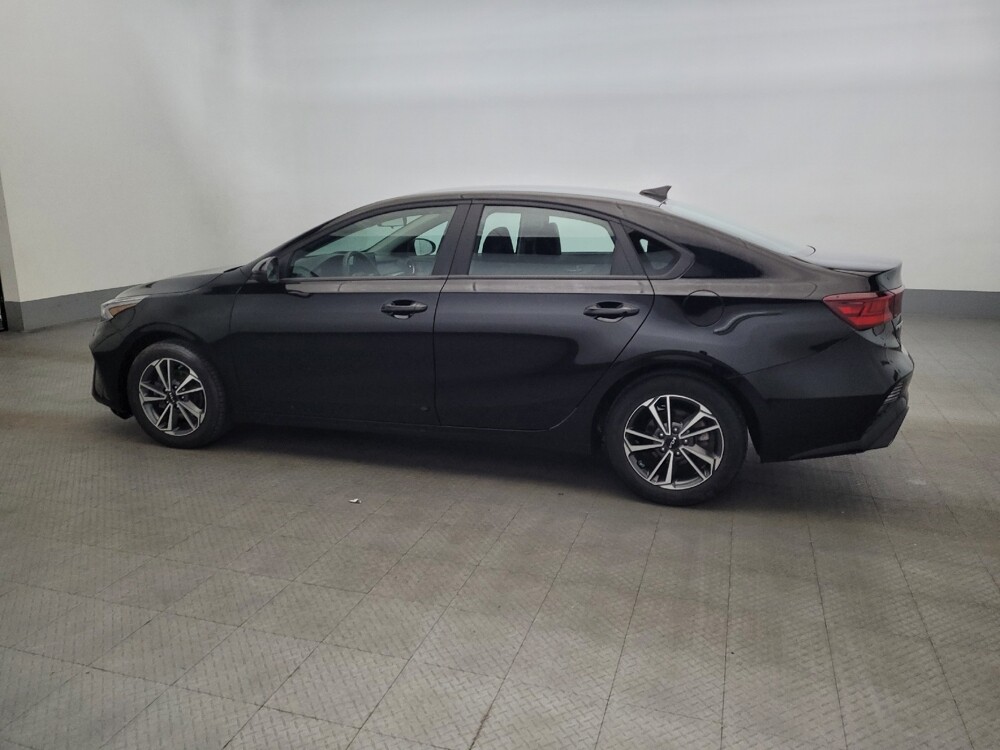 2023 Kia Forte in Newport News, VA 23601 - 18123593 3