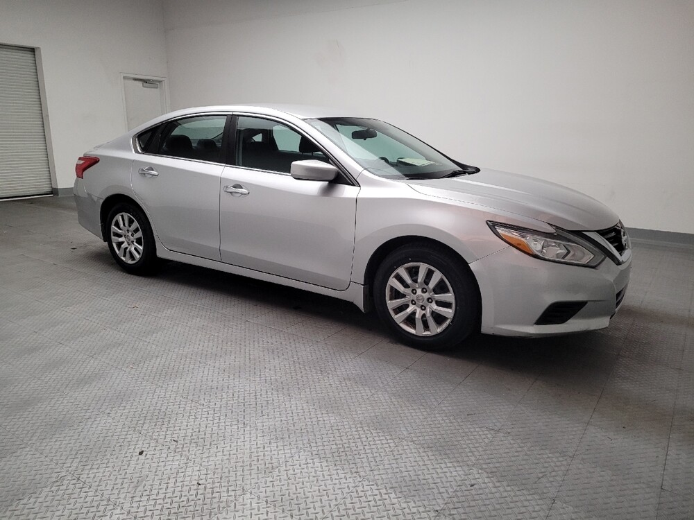 2016 Nissan Altima in Fresno, CA 93726 - 18123595 11