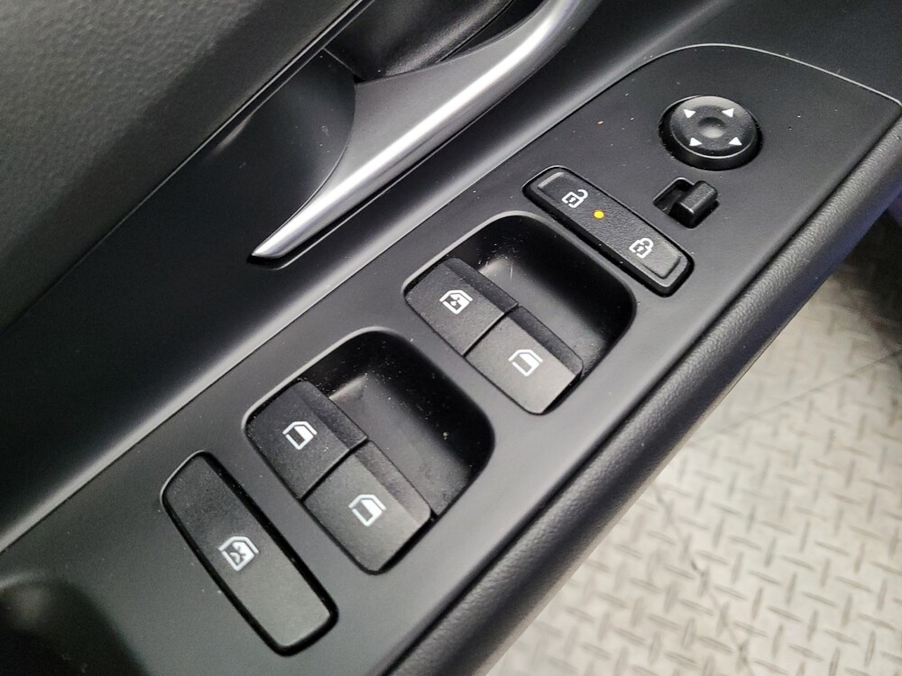 2025 Hyundai Elantra in Fresno, CA 93726 - 18123597 27