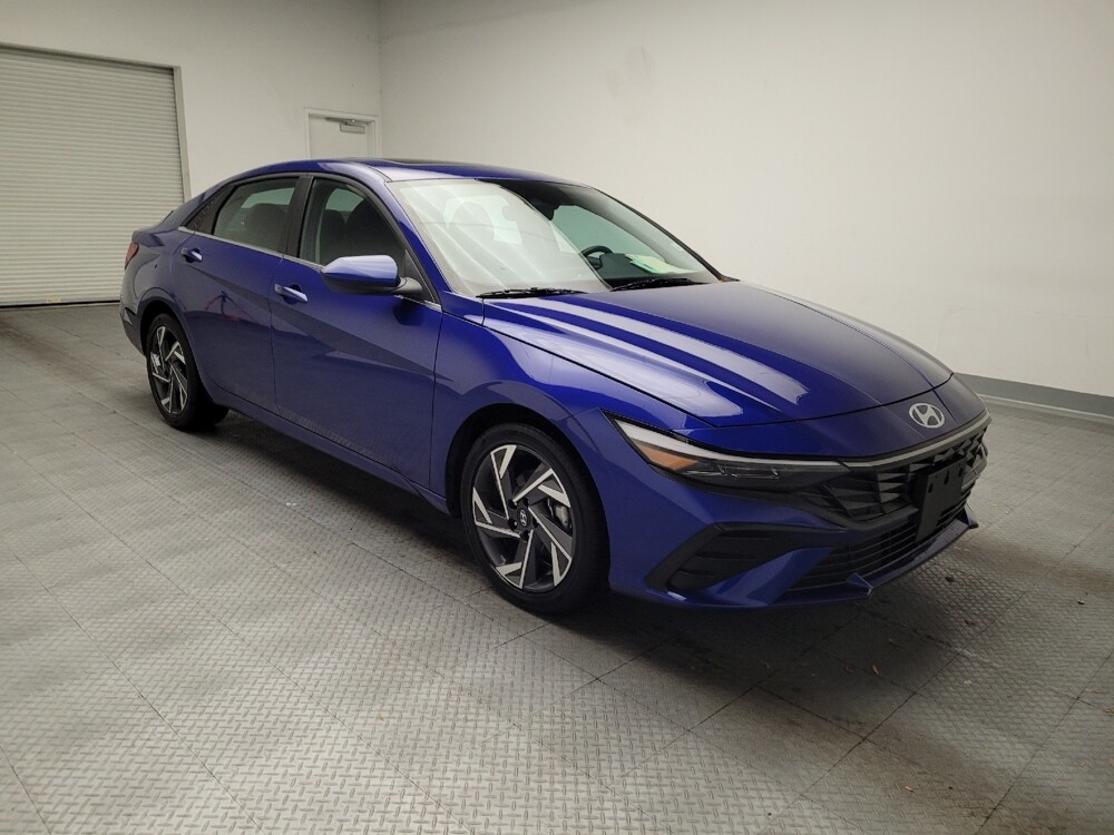 2025 Hyundai Elantra in Fresno, CA 93726 - 18123597 13
